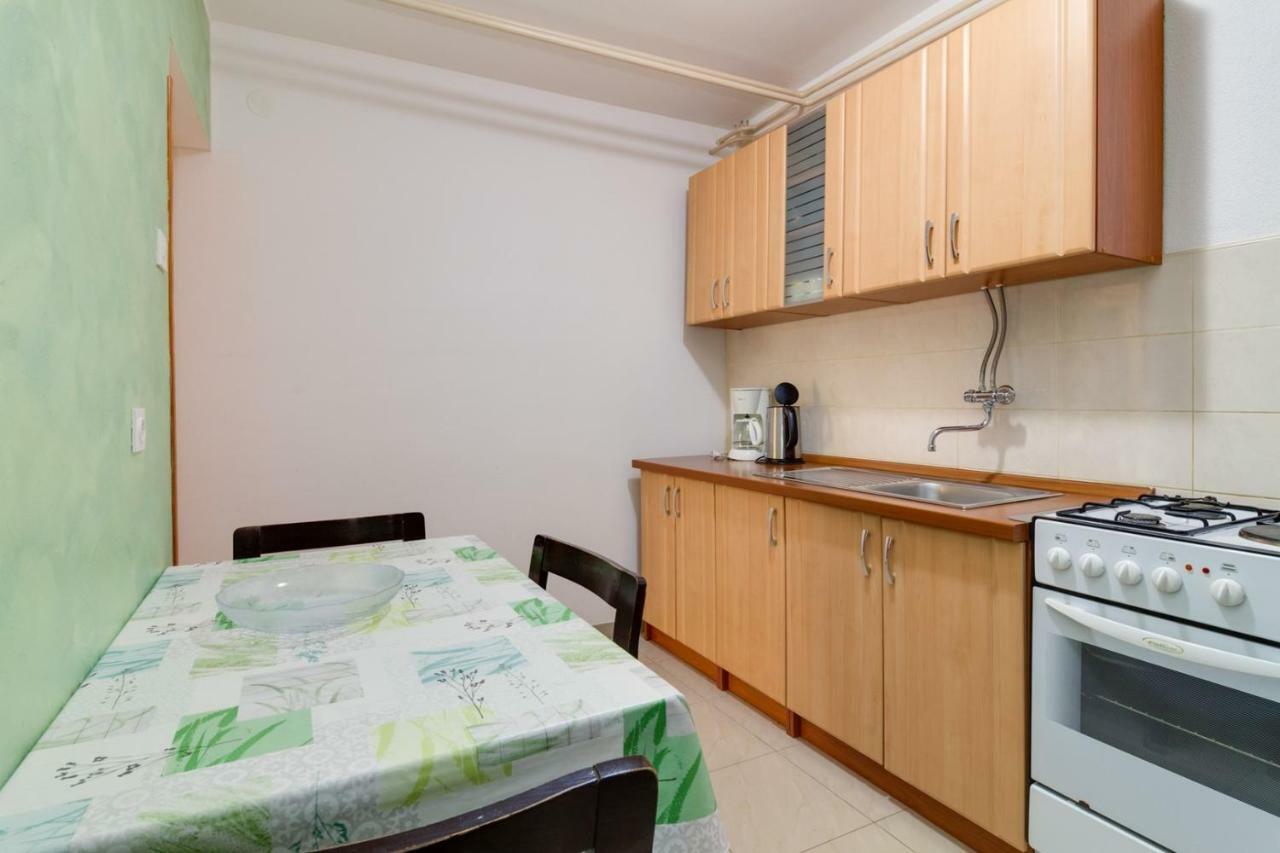 Apartments Perka Near Beach プーラ エクステリア 写真
