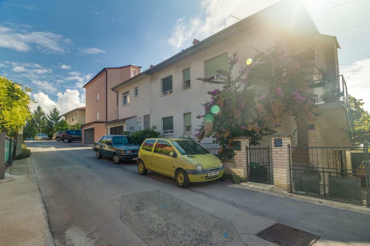 Apartments Perka Near Beach プーラ エクステリア 写真